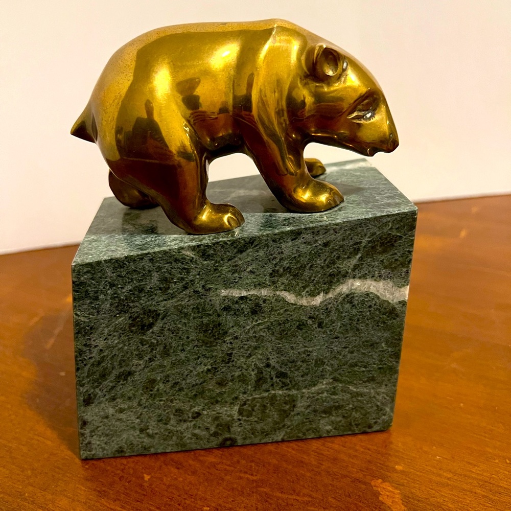 VTG SOLID BRASS AND GREEN MARBLE BULL AND BEAR BOOKENDS. MINT CONDITION. HEAVY
